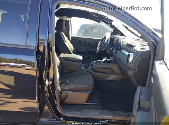 1GCGSCEC4R1171984 2024 CHEVROLET COLORADO Black Front interior view