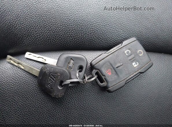 1GCGSCENXJ1206176 2018 CHEVROLET COLORADO Черный Вид панели приборов