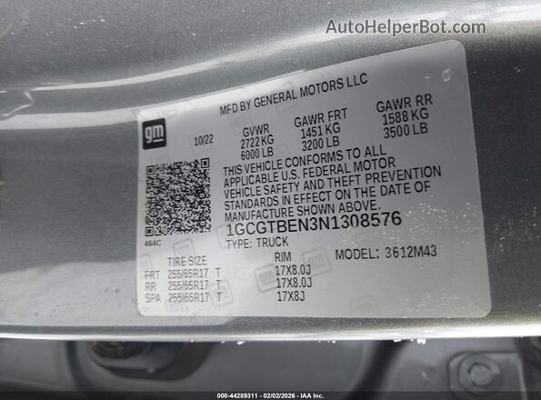 1GCGTBEN3N1308576 2022 CHEVROLET COLORADO Gray Vista del compartimento del motor