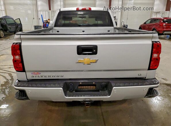1GCNKRECXJZ322875 2018 CHEVROLET 1500 Silver Widok z tyłu