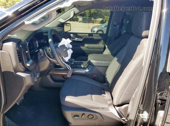1GCPADED8RZ348846 2024 CHEVROLET SILVERADO Черный Вид салона спереди