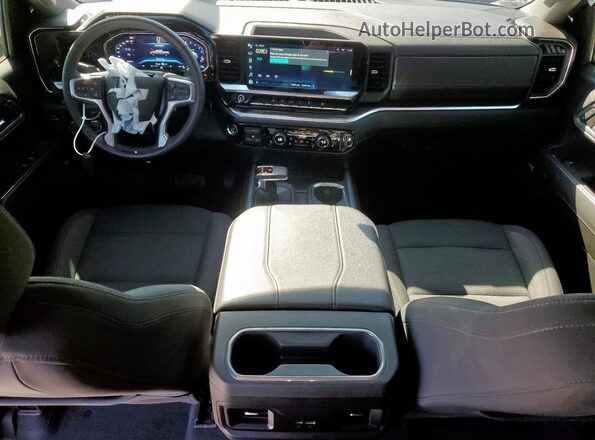 1GCPADED8RZ348846 2024 CHEVROLET SILVERADO Черный Вид панели приборов