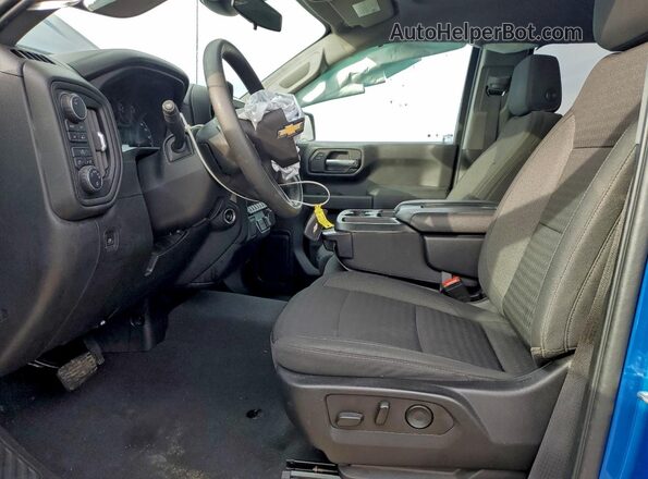 1GCPDBEK2NZ555320 2022 CHEVROLET SILVERADO Blue Widok wnętrza z przodu