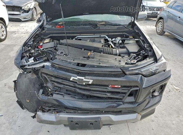 1GCPTDEK3P1123433 2023 CHEVROLET COLORADO Black Widok wnętrza z tyłu