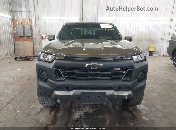 1GCPTEEK1R1123360 2024 CHEVROLET COLORADO Коричневый Вид задней части салона