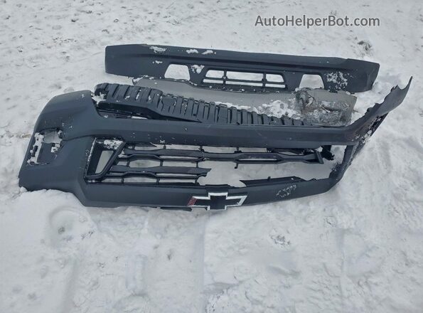 1GCPTEEK9T1110704 2026 CHEVROLET COLORADO Red ძრავის განყოფილების ხედი