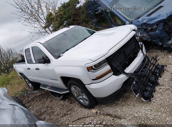 1GCRCPEC9JZ211141 2018 CHEVROLET SILVERADO White Vista interior trasera