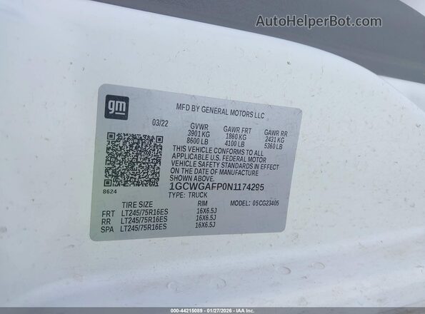 1GCWGAFP0N1174295 2022 CHEVROLET EXPRESS White Engine compartment view