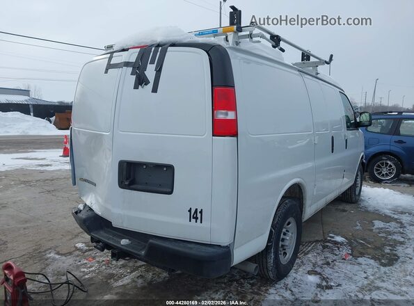 1GCWGAFP1S1204688 2025 CHEVROLET EXPRESS White Trasero derecho