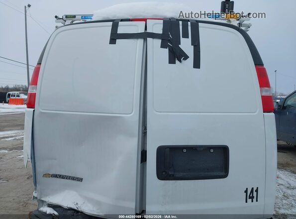 1GCWGAFP1S1204688 2025 CHEVROLET EXPRESS White Vista frontal