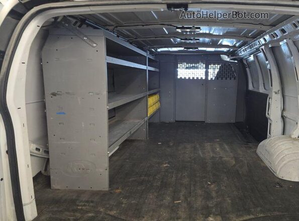 1GCWGAFP3N1259096 2022 CHEVROLET EXPRESS  Передняя левая четверть