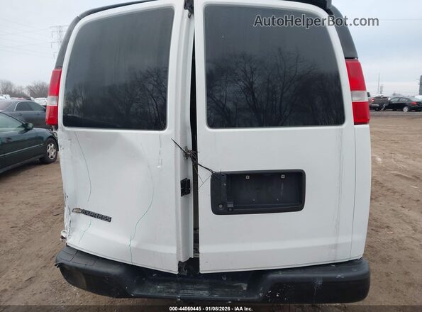 1GCWGAFPXK1365976 2019 CHEVROLET EXPRESS White 