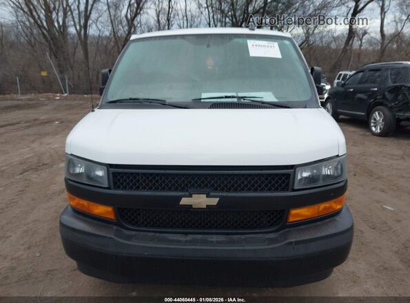1GCWGAFPXK1365976 2019 CHEVROLET EXPRESS White Widok zestawu wskaźników