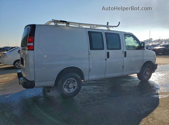 1GCWGAFPXL1260775 2020 CHEVROLET EXPRESS Белый Задняя правая четверть