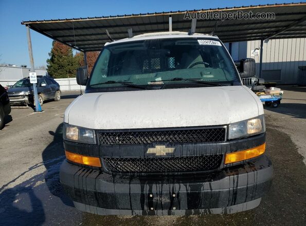 1GCWGAFPXL1260775 2020 CHEVROLET EXPRESS Белый Вид наклейки с VIN-кодом