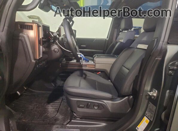 1GKB0RDC0RU103382 2024 GMC HUMMER Серый Вид салона спереди