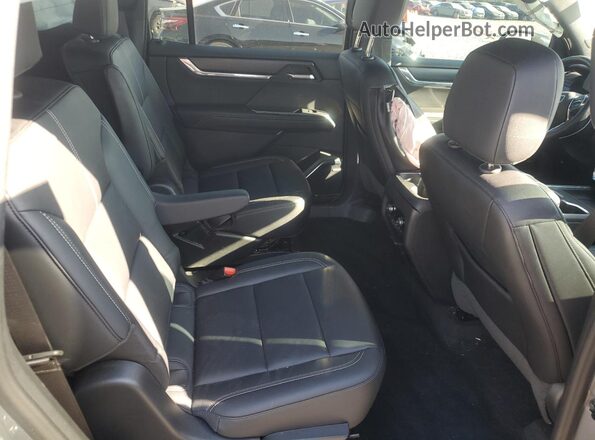 1GKENKKS9RJ161069 2024 GMC ACADIA Silver Widok wnętrza z tyłu