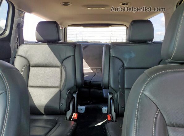 1GKKNML42PZ221366 2023 GMC ACADIA White Vista de los asientos traseros