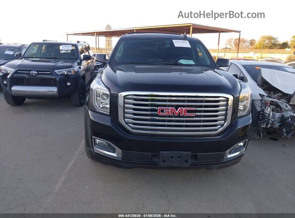 1GKS1GKC9LR186504 2020 GMC YUKON Черный Вид щитка приборов