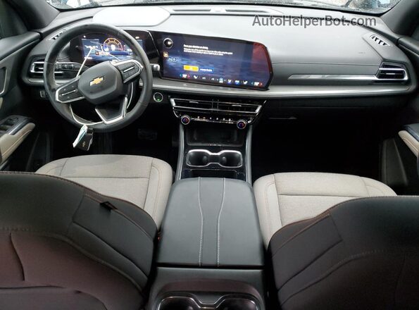 1GNERGKSXTJ112233 2026 CHEVROLET TRAVERSE Blue Vista del salpicadero