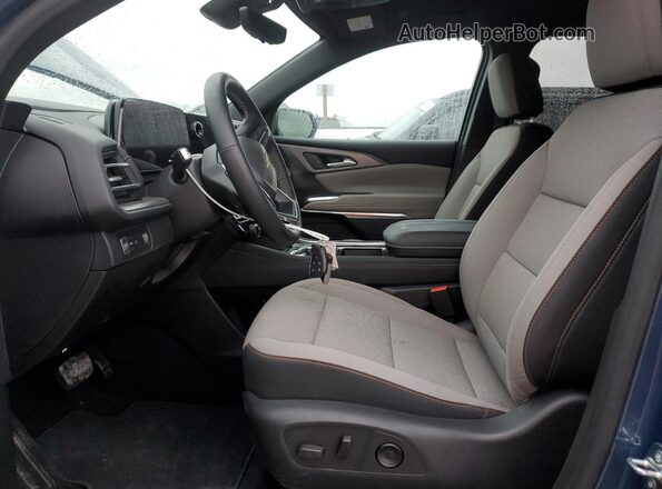 1GNERGKSXTJ112233 2026 CHEVROLET TRAVERSE Blue Vista interior delantera