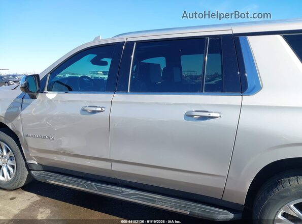 1GNSCFKD7MR492702 2021 CHEVROLET SUBURBAN Beige Vista interior de 360 grados