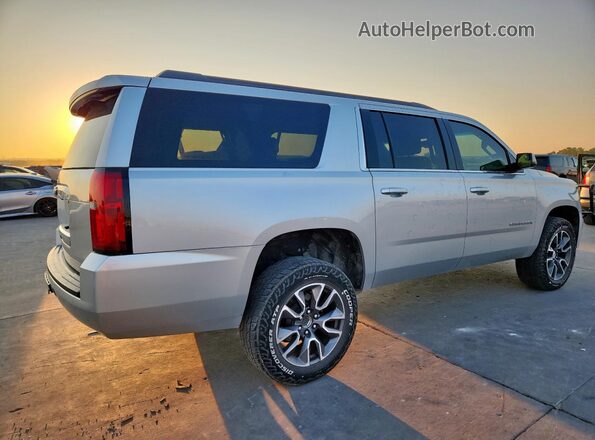 1GNSCHKC5HR215975 2017 CHEVROLET SUBURBAN Серебряный Задняя правая четверть