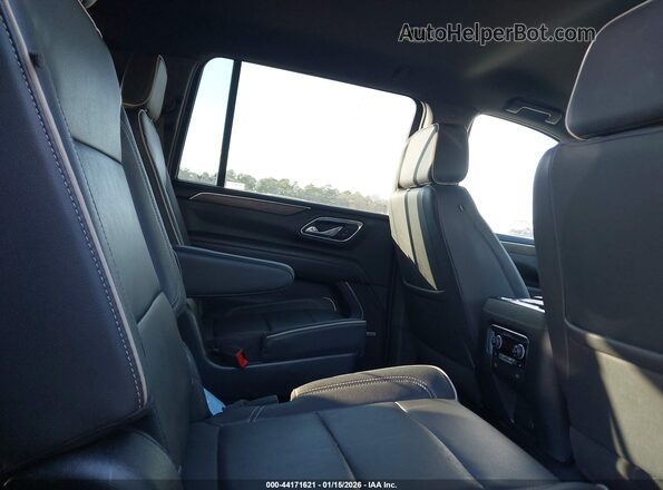 1GNSKFKD8PR391806 2023 CHEVROLET SUBURBAN Белый Вид наклейки с VIN-кодом