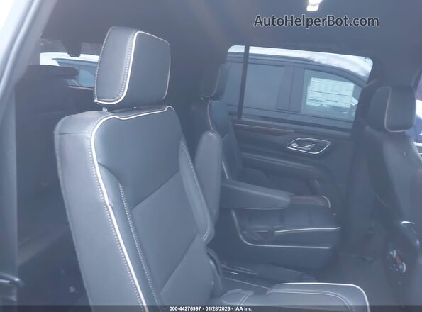 1GNSKFKDXPR264328 2023 CHEVROLET SUBURBAN Белый Вид наклейки с VIN-кодом