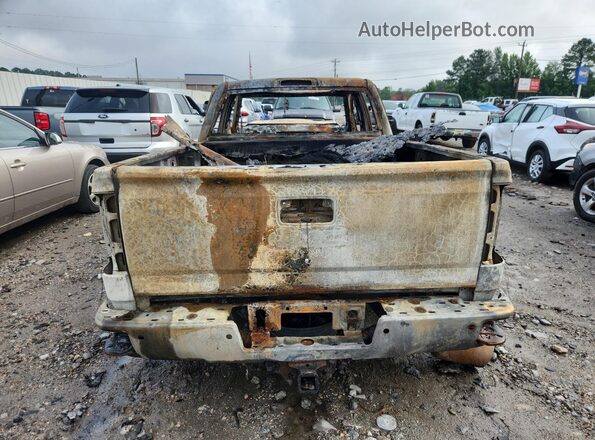 1GT12UEY0JF268159 2018 GMC SIERRA Burn Widok z tyłu
