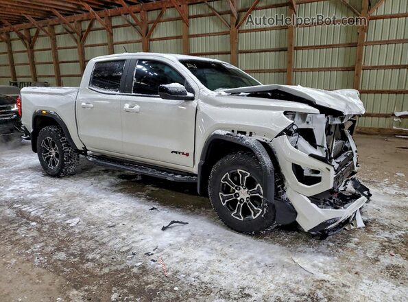 1GTP6DEK5P1241393 2023 GMC CANYON White Przód prawy