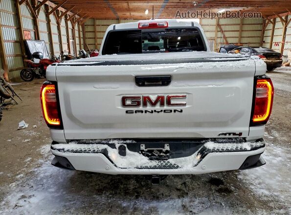 1GTP6DEK5P1241393 2023 GMC CANYON White Widok z tyłu