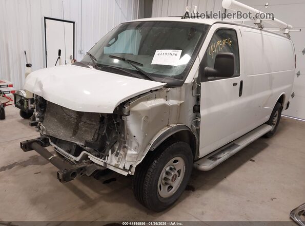 1GTW7AF70M1219850 2021 GMC SAVANA CARGO White Front left