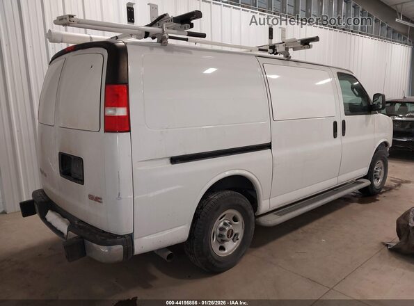 1GTW7AF70M1219850 2021 GMC SAVANA CARGO White Rear right