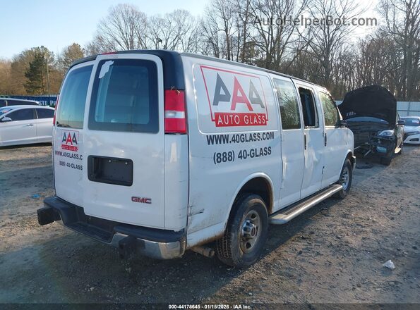 1GTW7AF72N1219673 2022 GMC SAVANA CARGO Белый Вид спереди