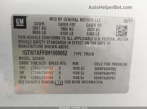 1GTW7AFF8H1908662 2017 GMC SAVANA 2500 White Engine compartment view