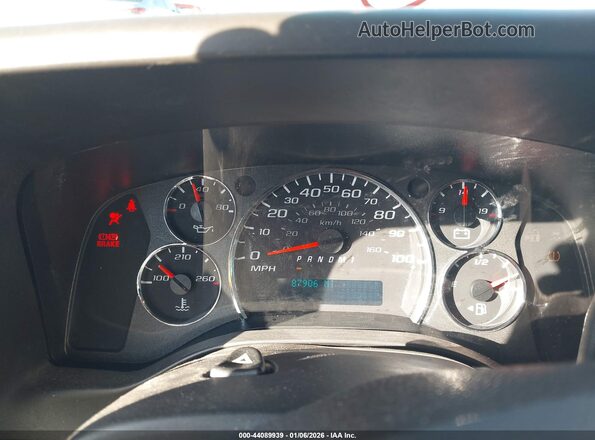 1GTW7AFG5L1206686 2020 GMC SAVANA CARGO White Vista de los asientos traseros