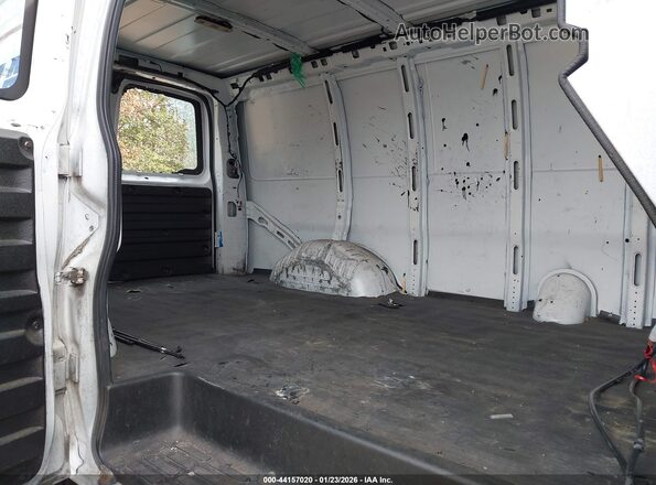 1GTW7AFG6K1337589 2019 GMC SAVANA 2500 Белый Вид наклейки с VIN-кодом