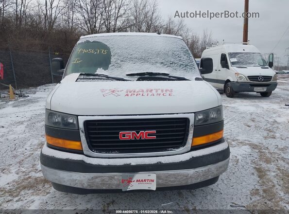 1GTW7AFG7K1340288 2019 GMC SAVANA 2500 White Widok wnętrza z tyłu