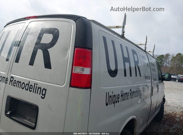 1GTW7AFG8L1124242 2020 GMC SAVANA CARGO White Задня права чверть