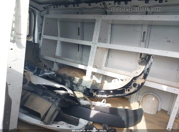 1GTW7AFG8L1193528 2020 GMC SAVANA CARGO White Widok naklejki z numerem VIN
