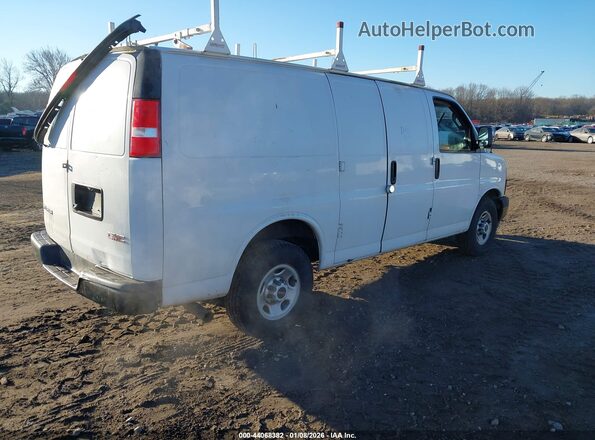 1GTW7AFG9J1335432 2018 GMC SAVANA 2500 Белый Задняя правая четверть