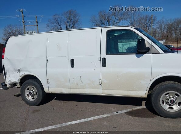 1GTW7AFP0N1139272 2022 GMC SAVANA CARGO White Widok zestawu wskaźników