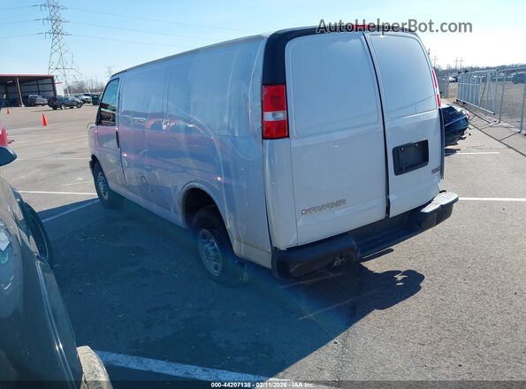 1GTW7AFP0N1139272 2022 GMC SAVANA CARGO White Tył lewy