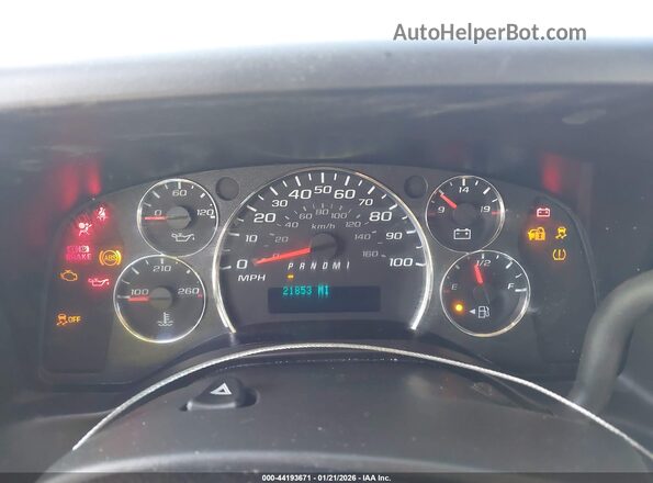 1GTW7AFP1R1102284 2024 GMC SAVANA CARGO White Հետևի նստատեղերի տեսք