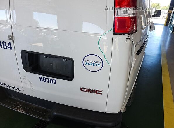 1GTW7AFP2P1141981 2023 GMC SAVANA CARGO  Vista del salpicadero