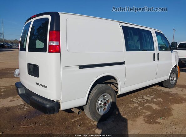 1GTW7AFP4M1182320 2021 GMC SAVANA CARGO White Rear right