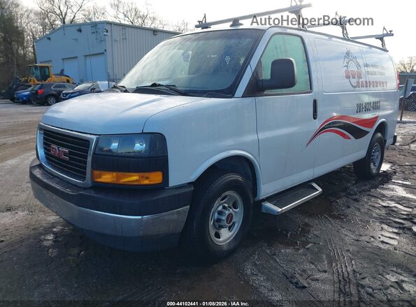 1GTW7AFP6N1175533 2022 GMC SAVANA CARGO White წინა მარცხენა ხედი სამი მეოთხედიდან