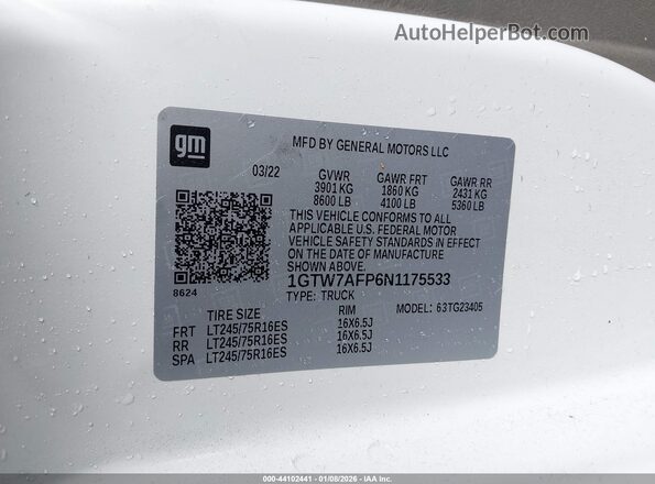 1GTW7AFP6N1175533 2022 GMC SAVANA CARGO White ძრავის განყოფილების ხედი