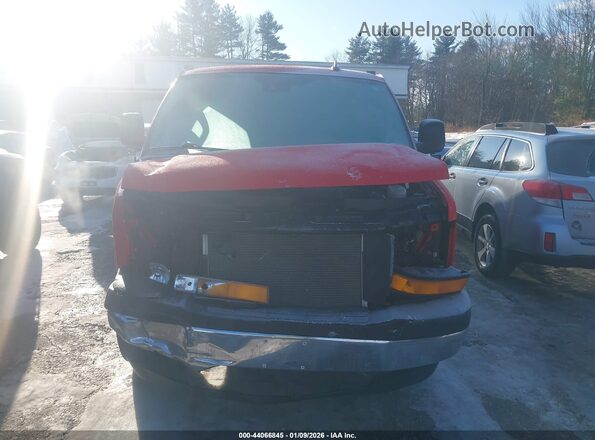 1GTZ7GF15M1266948 2021 GMC SAVANA CARGO Red Вид задньої частини салону